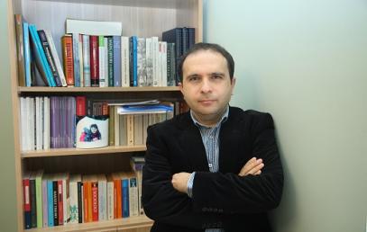 Prof. Dr. Çetin Önder